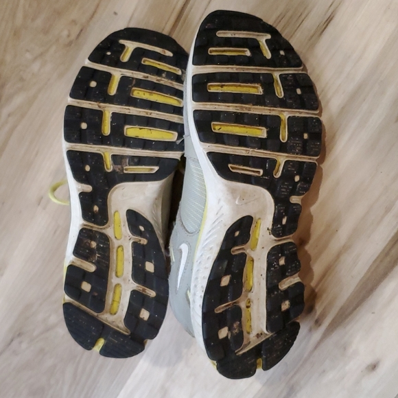 Nike Flywire Tennis - Picture 4 of 4